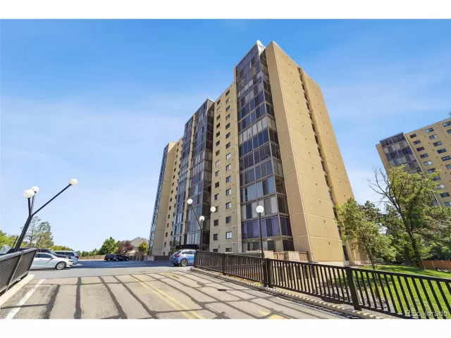 MLS: 5437926 Condo For Sale