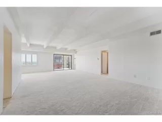 Photo #4: 5437926 Listing