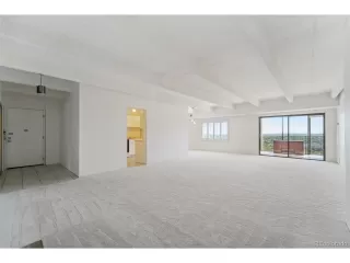 Photo #5: 5437926 Listing