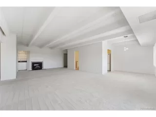 Photo #6: 5437926 Listing