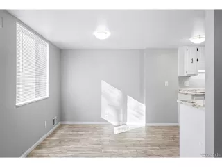 Photo #6: 5441871 Listing