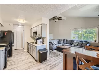 Photo #2: 5442183 Listing