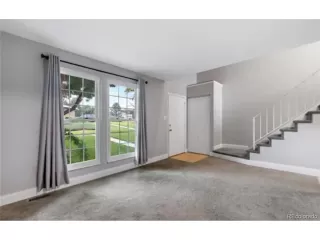 Photo #6: 5442786 Listing