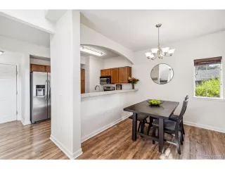 Photo #5: 5447277 Listing