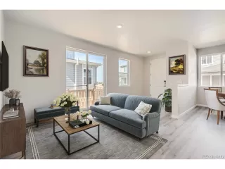 Photo #4: 5447445 Listing