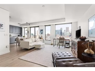 Photo #4: 5447861 Listing