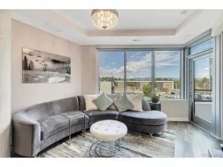 Photo #2: 5452834 Listing 