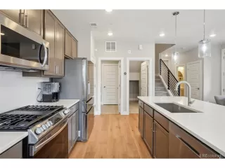 Photo #5: 5452902 Listing 