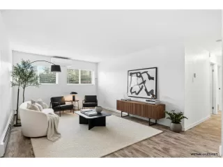 Photo #2: 5453524 Listing