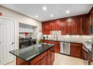 Photo #5: 5456258 Listing