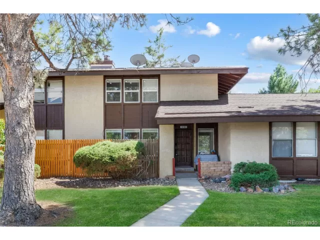 MLS: 5457925 Condo For Sale