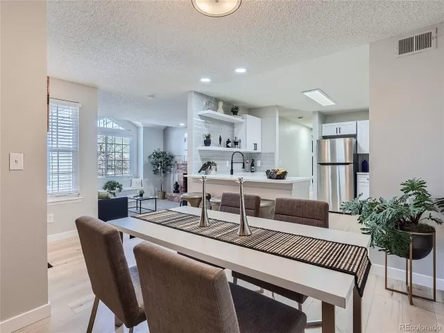 MLS: 5458145 Condo For Sale