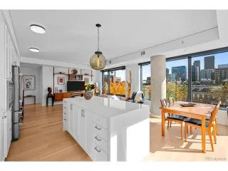 Photo #2: 5458596 Listing