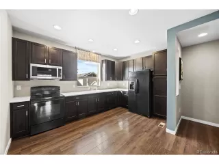 Photo #5: 5460347 Listing 