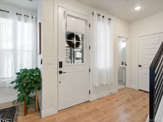 Photo #5: 5462041 Listing 