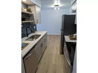 Photo #4: 5462136 Listing