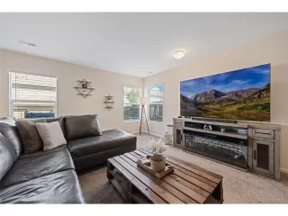 Photo #5: 5462347 Listing