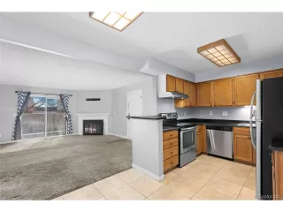 Photo #6: 5464059 Listing