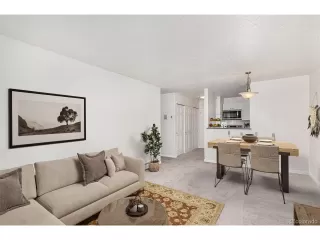 Photo #5: 5464170 Listing