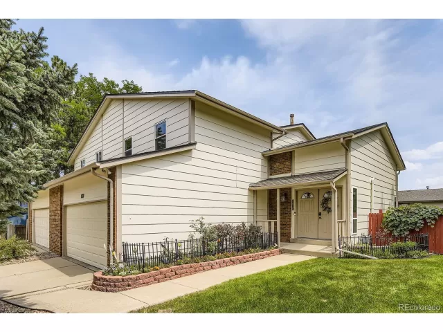 MLS: 5464830 Condo For Sale