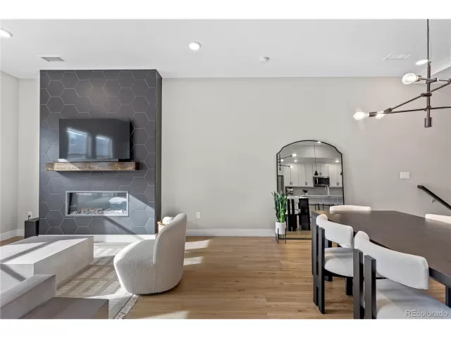 MLS: 5466734 Condo For Sale