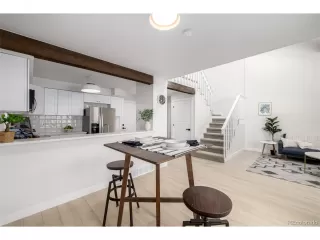 Photo #5: 5469997 Listing 