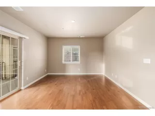 Photo #4: 5472325 Listing