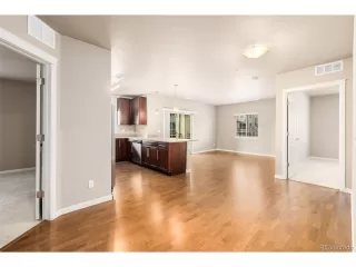 Photo #5: 5472325 Listing