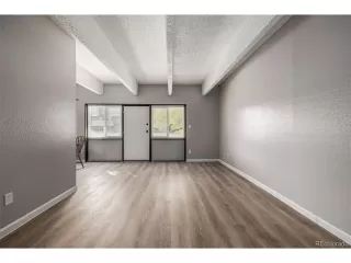 Photo #3: 5472409 Listing