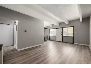 Photo #4: 5472409 Listing