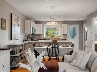 Photo #5: 5473298 Listing 