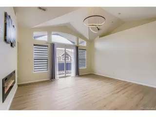 Photo #2: 5476361 Listing 