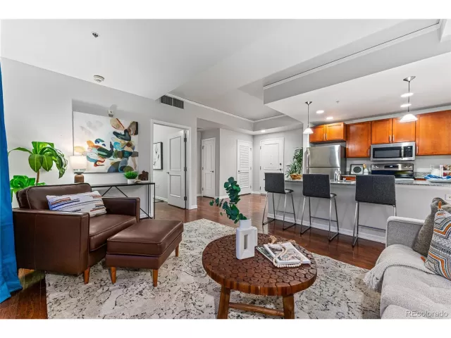 MLS: 5478633 Condo For Sale