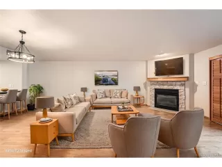 Photo #4: 5481861 Listing