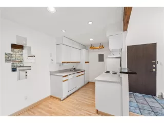 Photo #5: 5482022 Listing