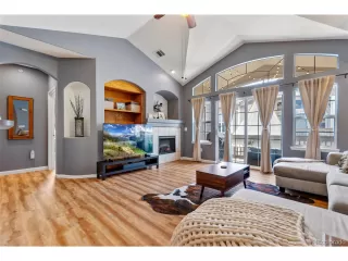 Photo #3: 5487492 Listing