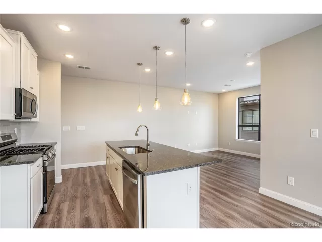 MLS: 5490374 Condo For Sale