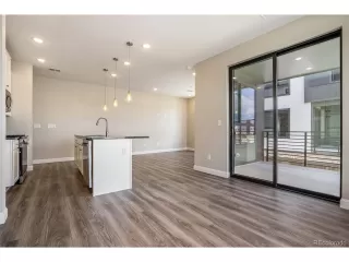 Photo #5: 5490374 Listing