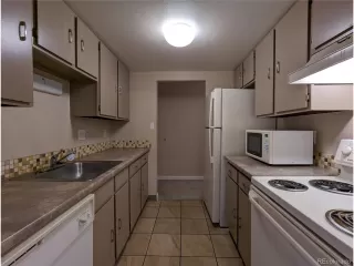 Photo #4: 5490868 Listing