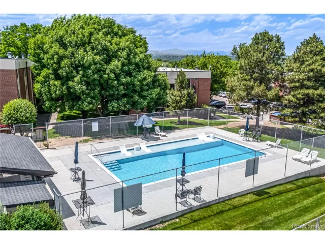 MLS: 5494884 Condo For Sale