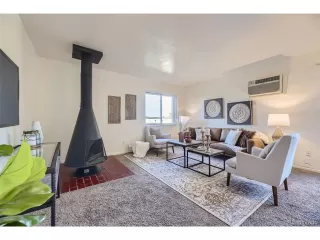 Photo #2: 5494884 Listing