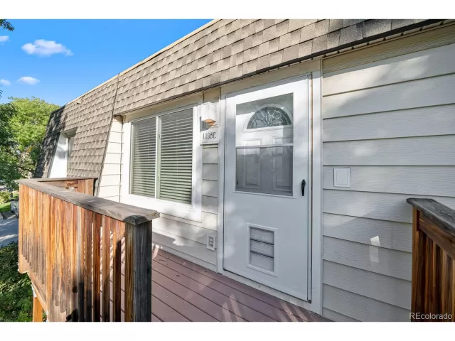 MLS: 5495664 Condo For Sale