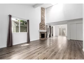 Photo #5: 5498813 Listing