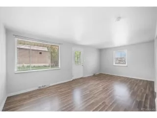 Photo #5: 5501122 Listing