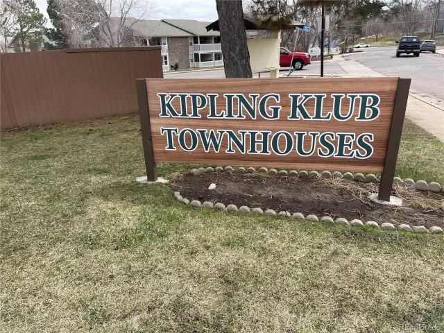 MLS: 5501330 Condo For Sale