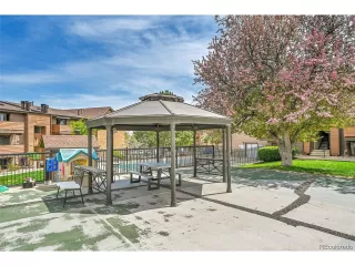 Photo #4: 5502889 Listing