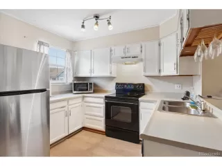 Photo #5: 5510870 Listing