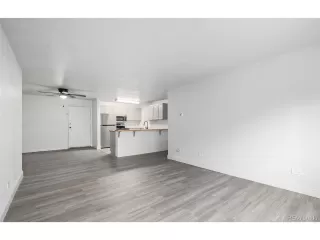 Photo #2: 5512205 Listing