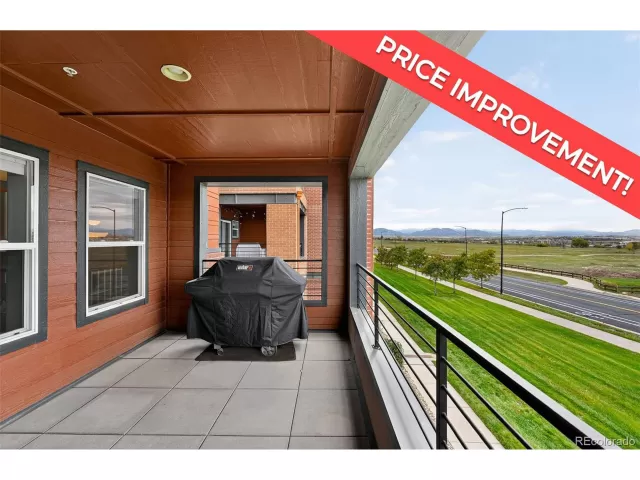 MLS: 5512553 Condo For Sale