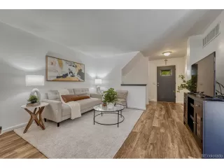 Photo #3: 5515424 Listing 